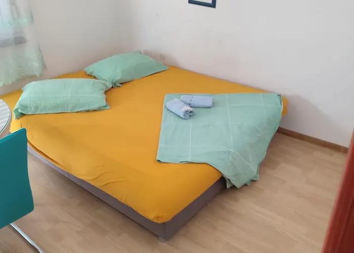 Apartament Paric Vir