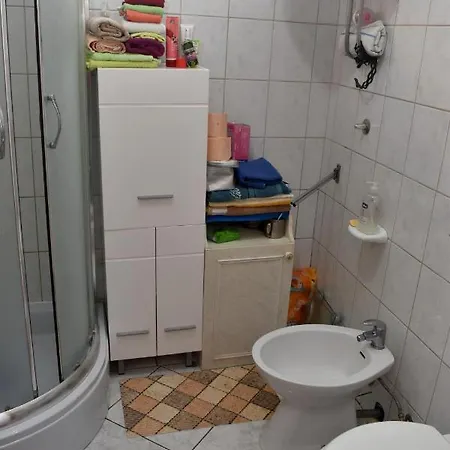 דירה Paric ויר