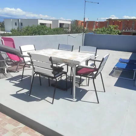 דירה Paric ויר